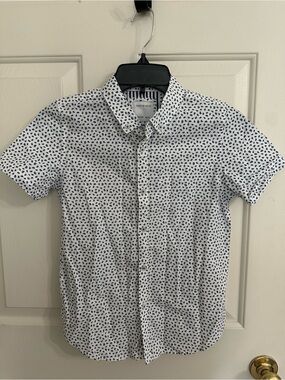 Nordstrom Rack Cactus Boys White Short-Sleeve Button-Up Shirt with Navy Print